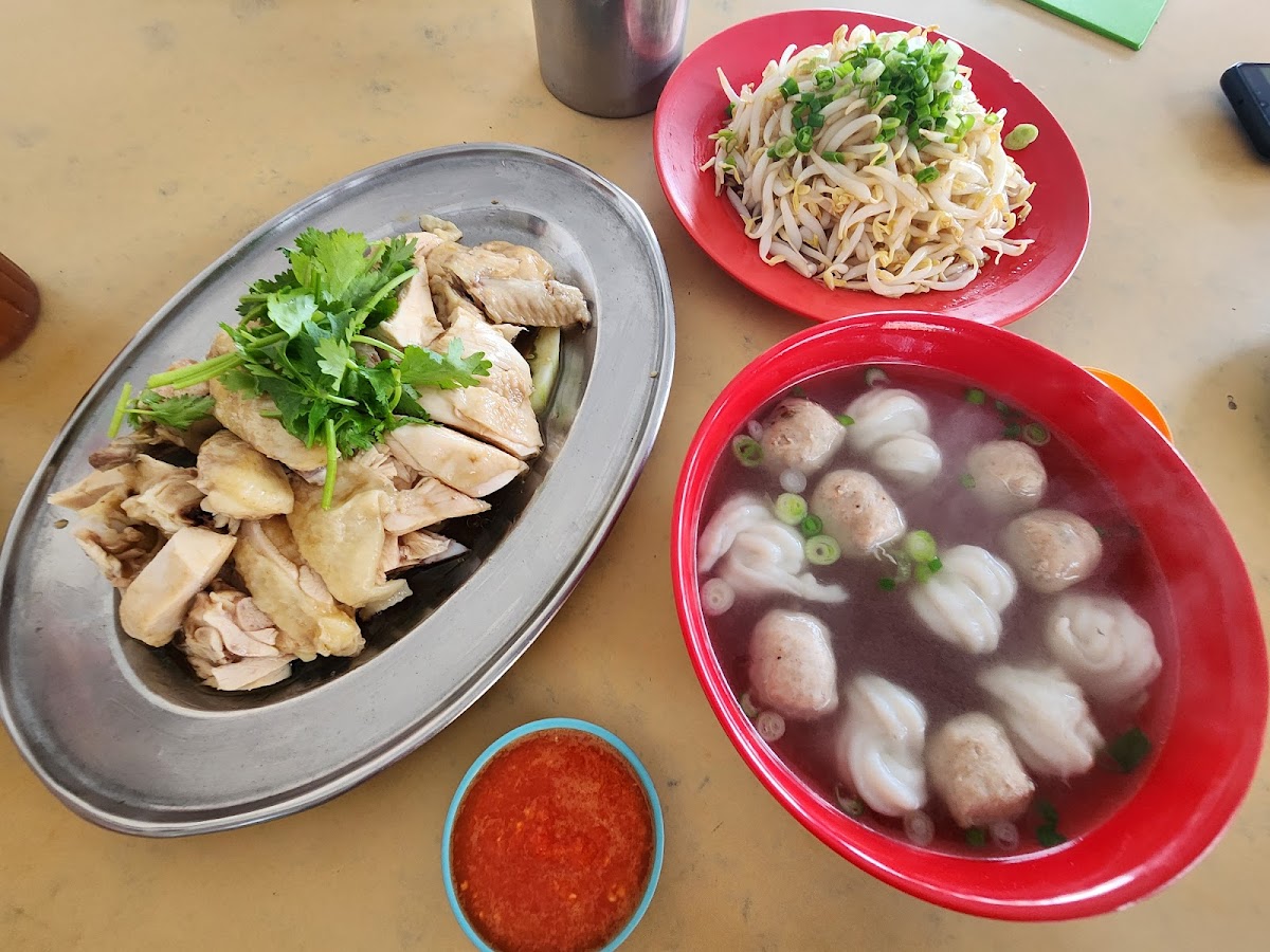 万绕怡保芽菜鸡 • Rawang Beansprouts Chicken Rice Photos 2